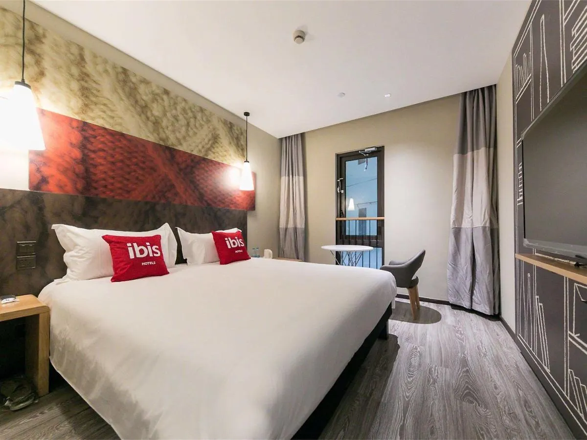 Ibis Shanghai Hongqiao Transport Hub Qibao Hotel